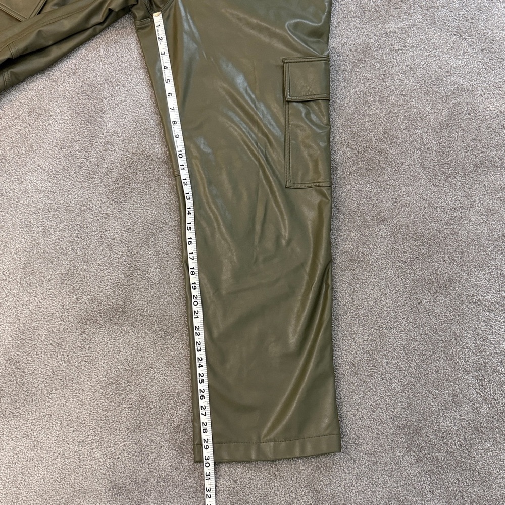 Abercrombie & Fitch faux leather 90’s relaxed high rise pants SZ 32/14 - Picture 12 of 13